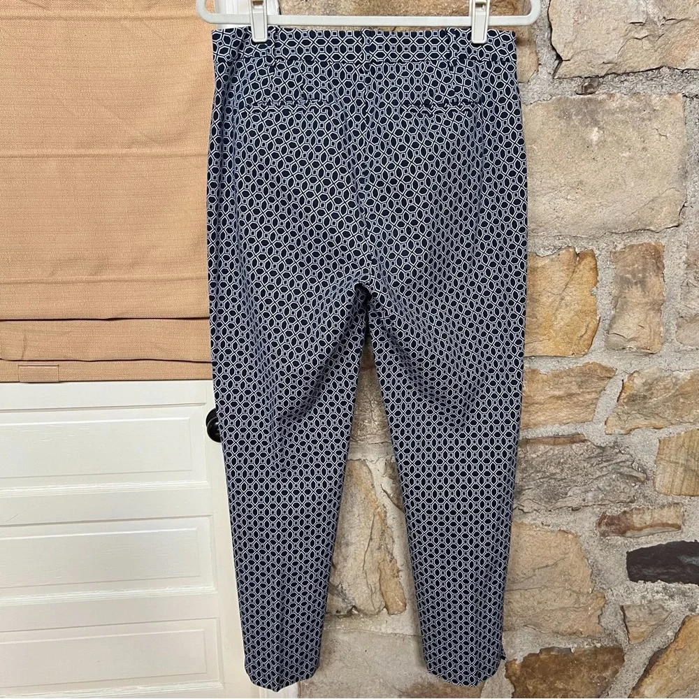 Geometric Patterned Spring Pants - Picture 4 of 9